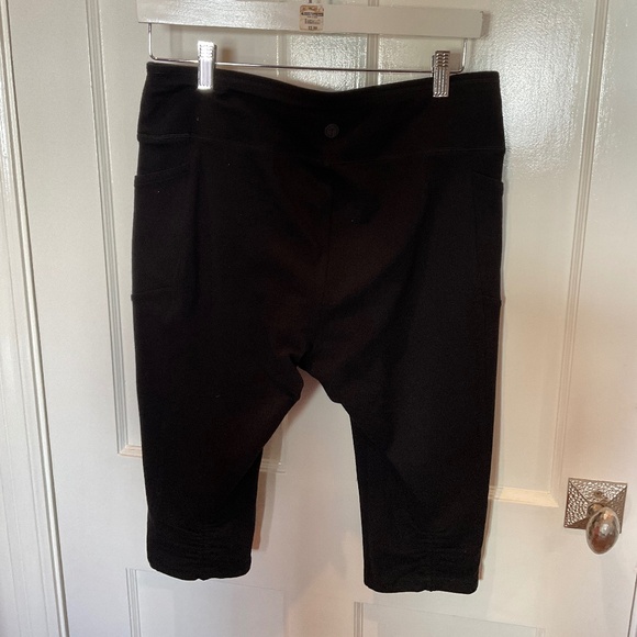 T by Talbots black legging Capri with rouched detail XP - Picture 5 of 5